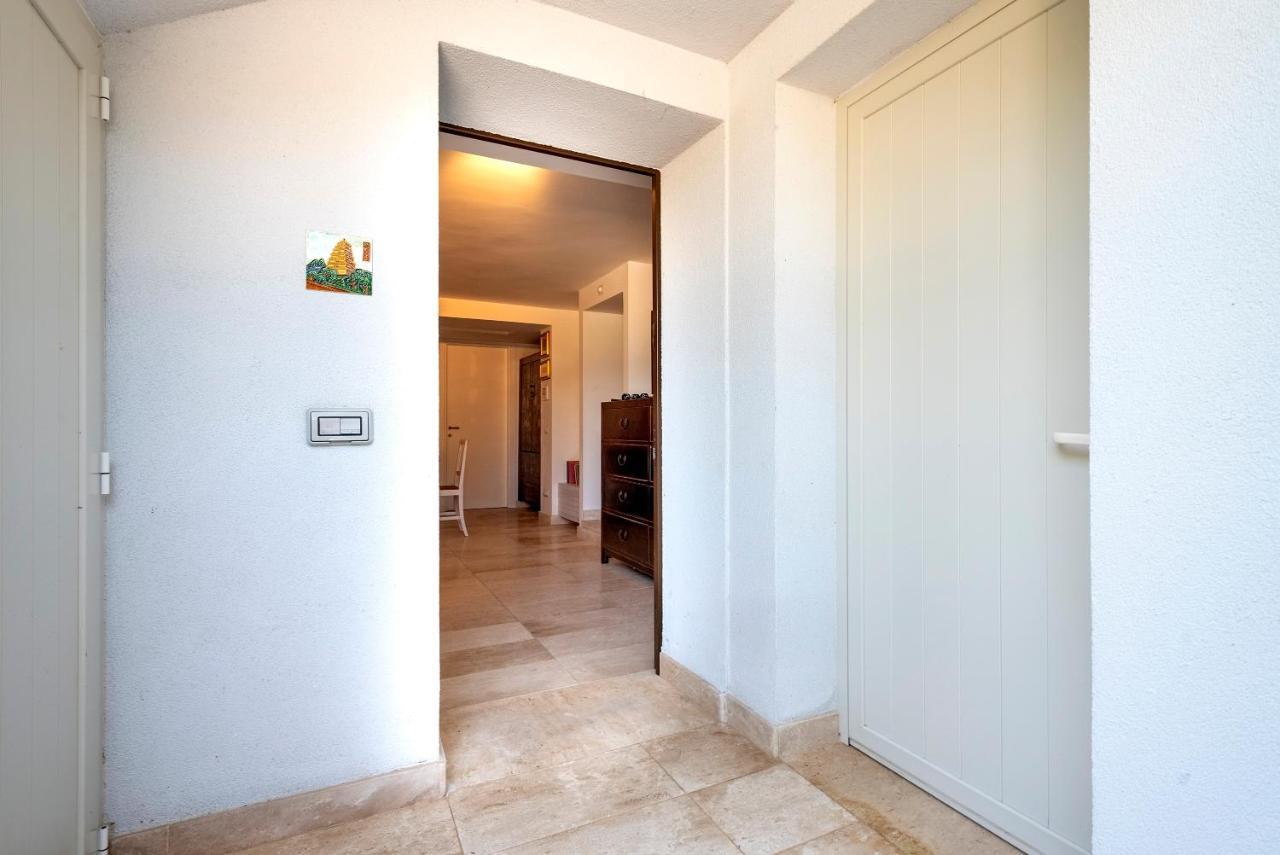 Charming Seafront Apartment With Garden And Patio Fertilia Eksteriør billede