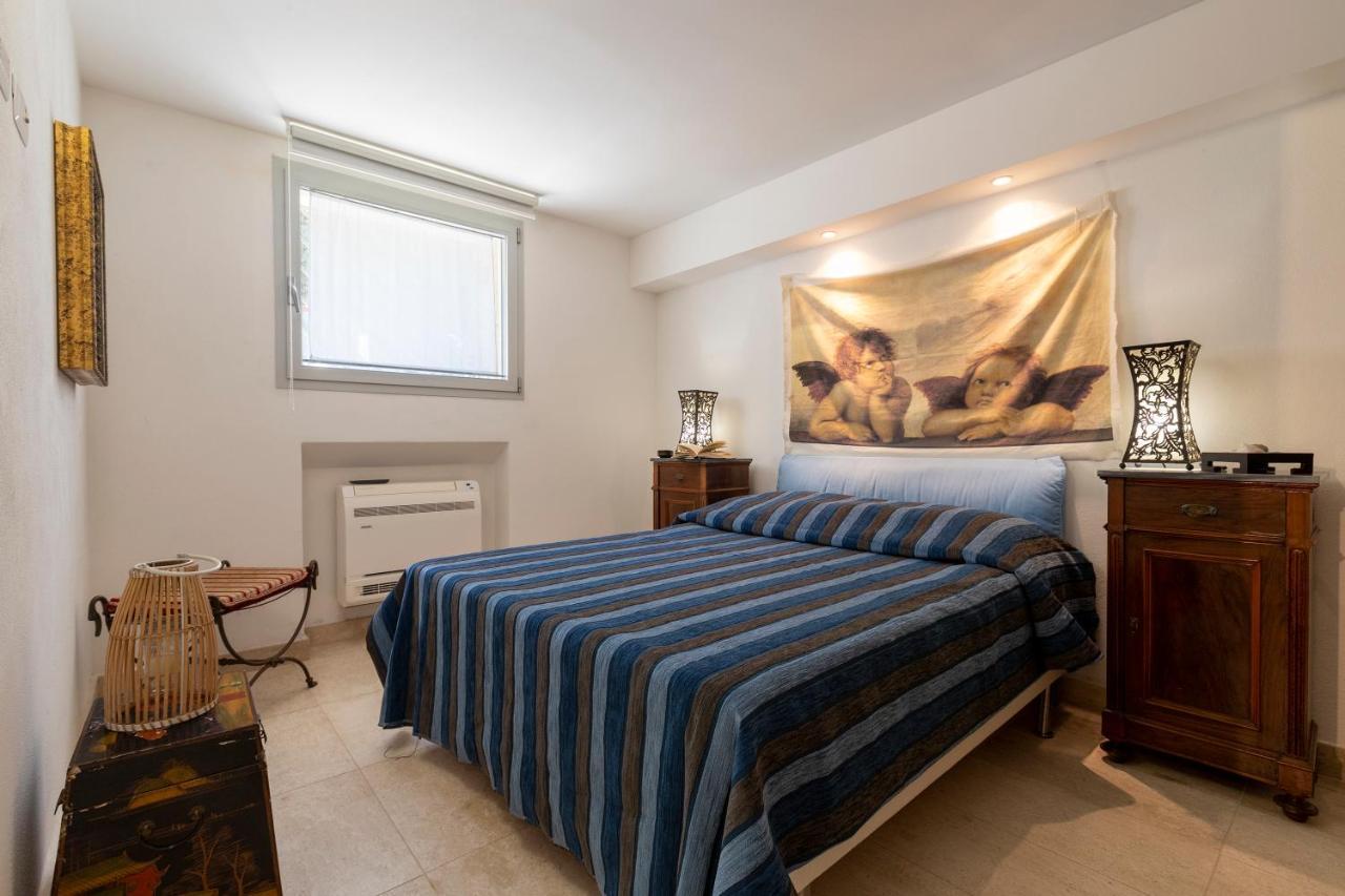 Charming Seafront Apartment With Garden And Patio Fertilia Eksteriør billede